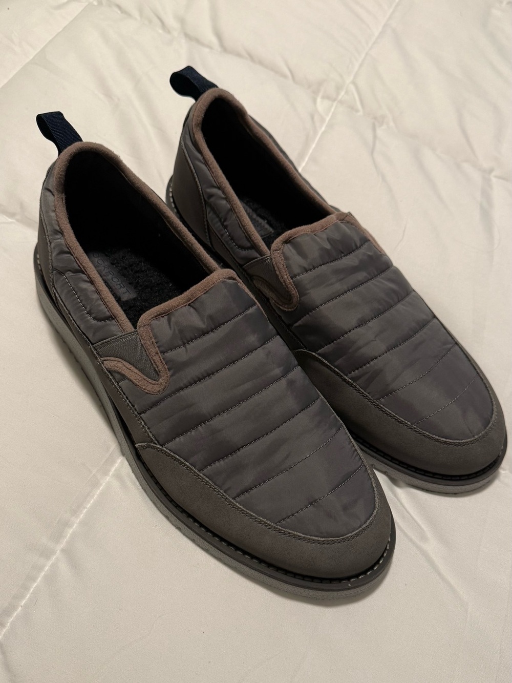 ROCKPORT Axelrod Men's Quilted Slip-On Sneakers. Size 10.5